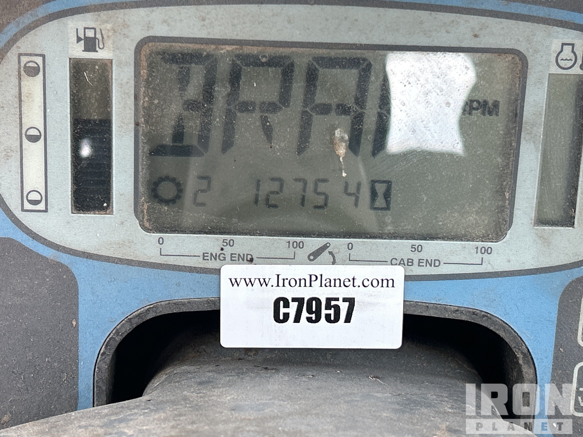 1999 New Holland TV140