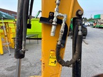 Hydraulics with Auxiliary Hydraulic Plumbing