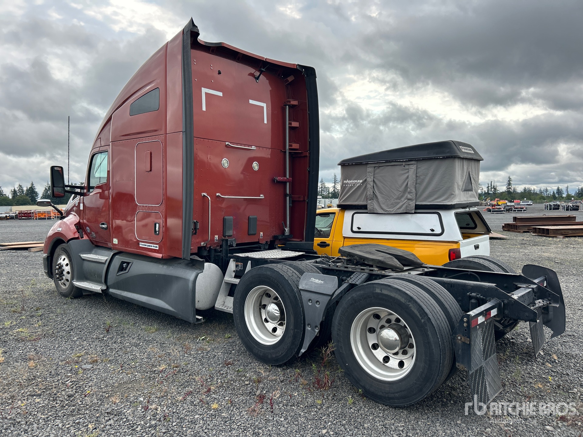 General Appearance with Picture, Left Rear Corner