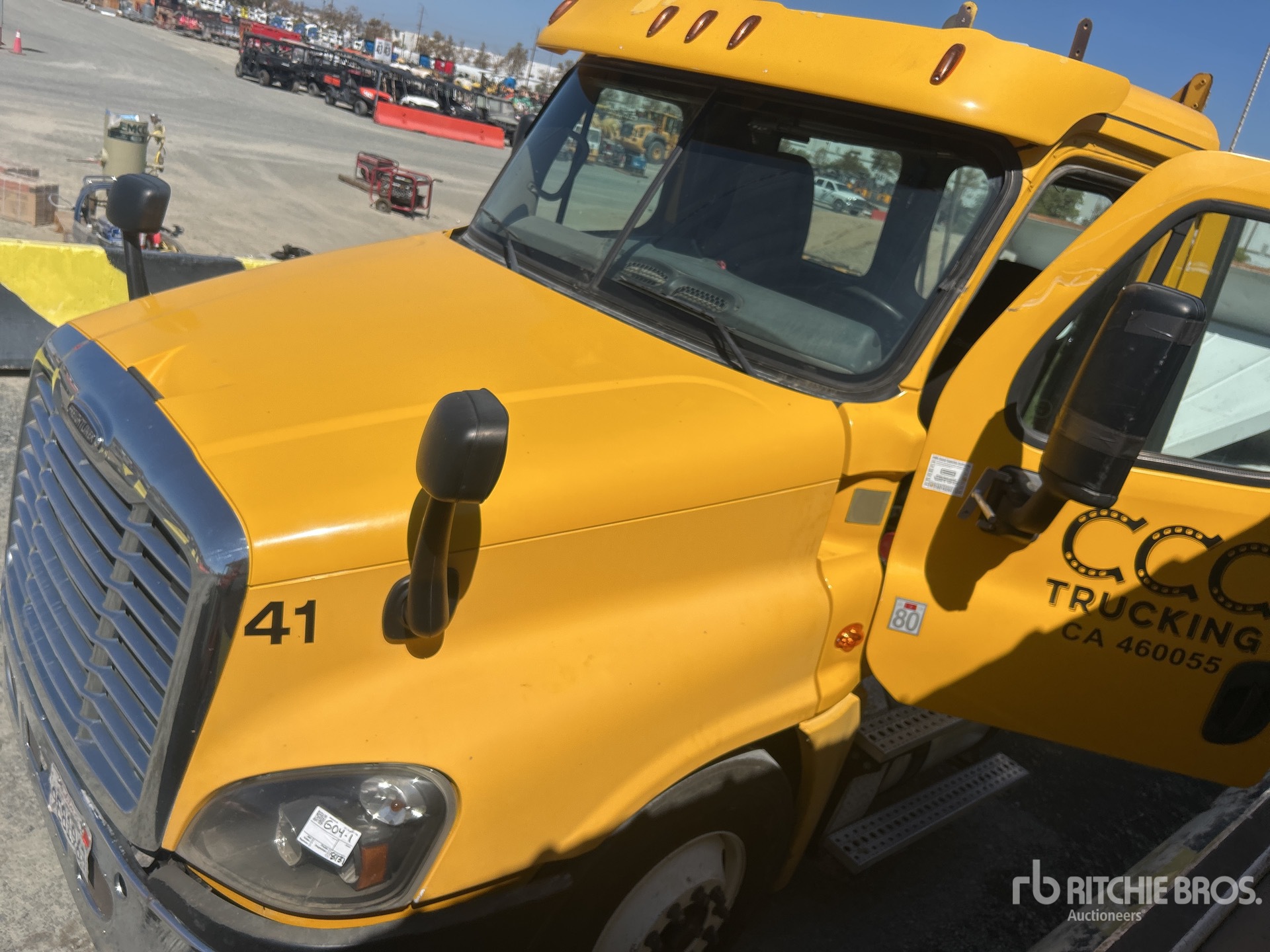 2013 Freightliner CASCADIA 125