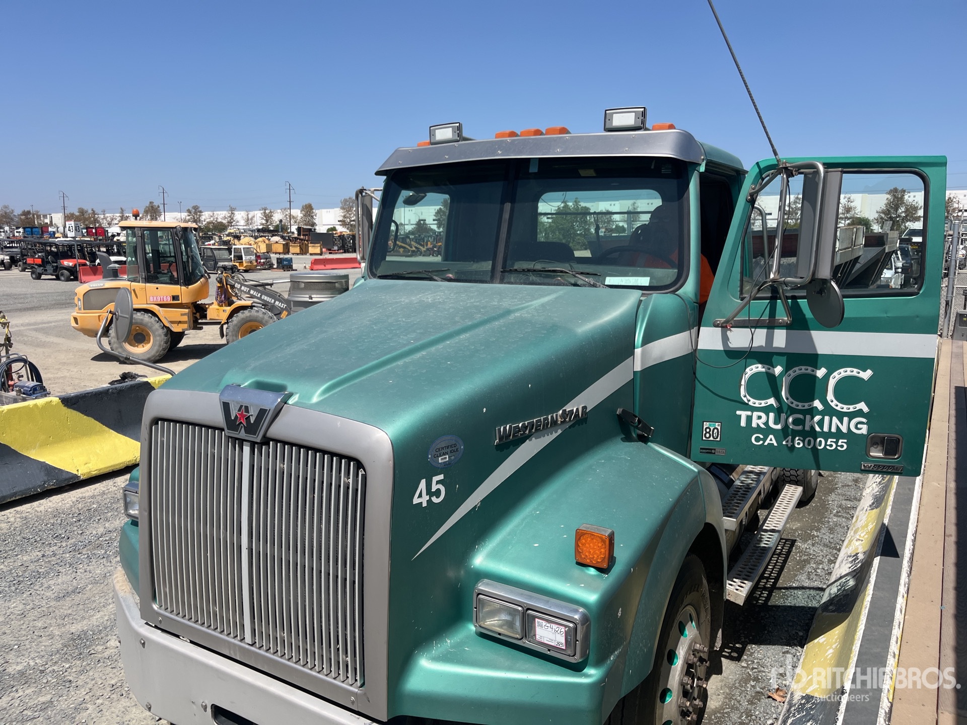 Photo of 2014 Western Star 4900