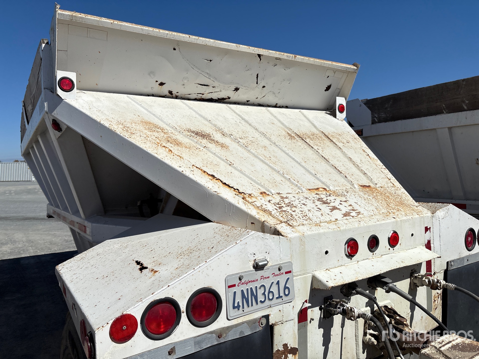 1989 Fruehauf 20 FT S/A LEAD