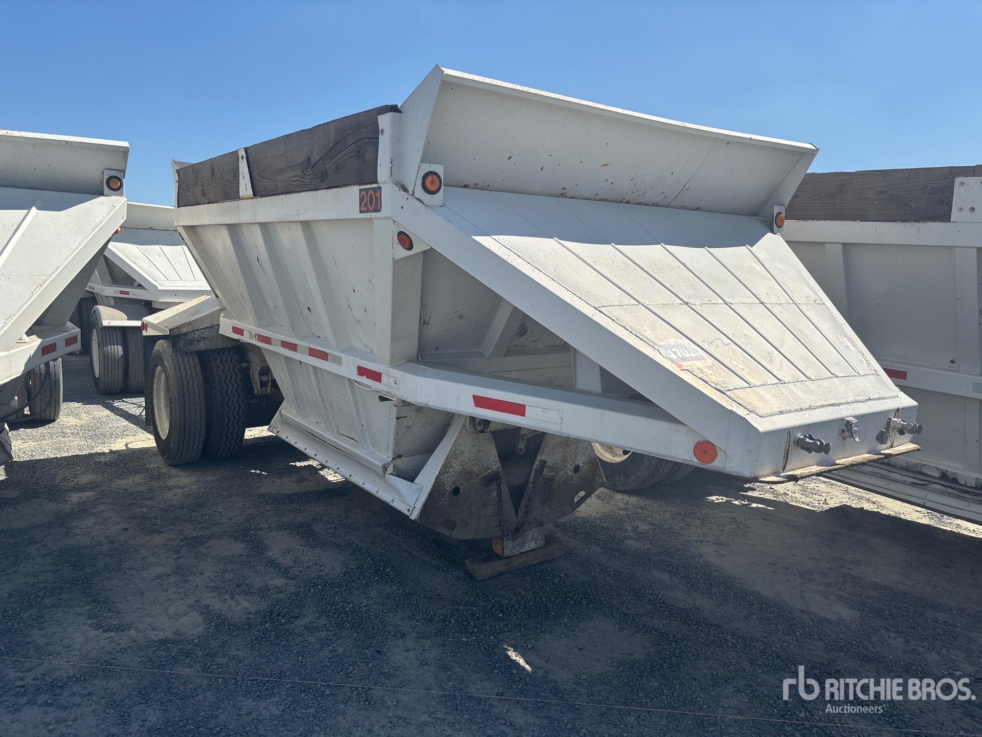 1989 Fruehauf 20 ft S/A Lead