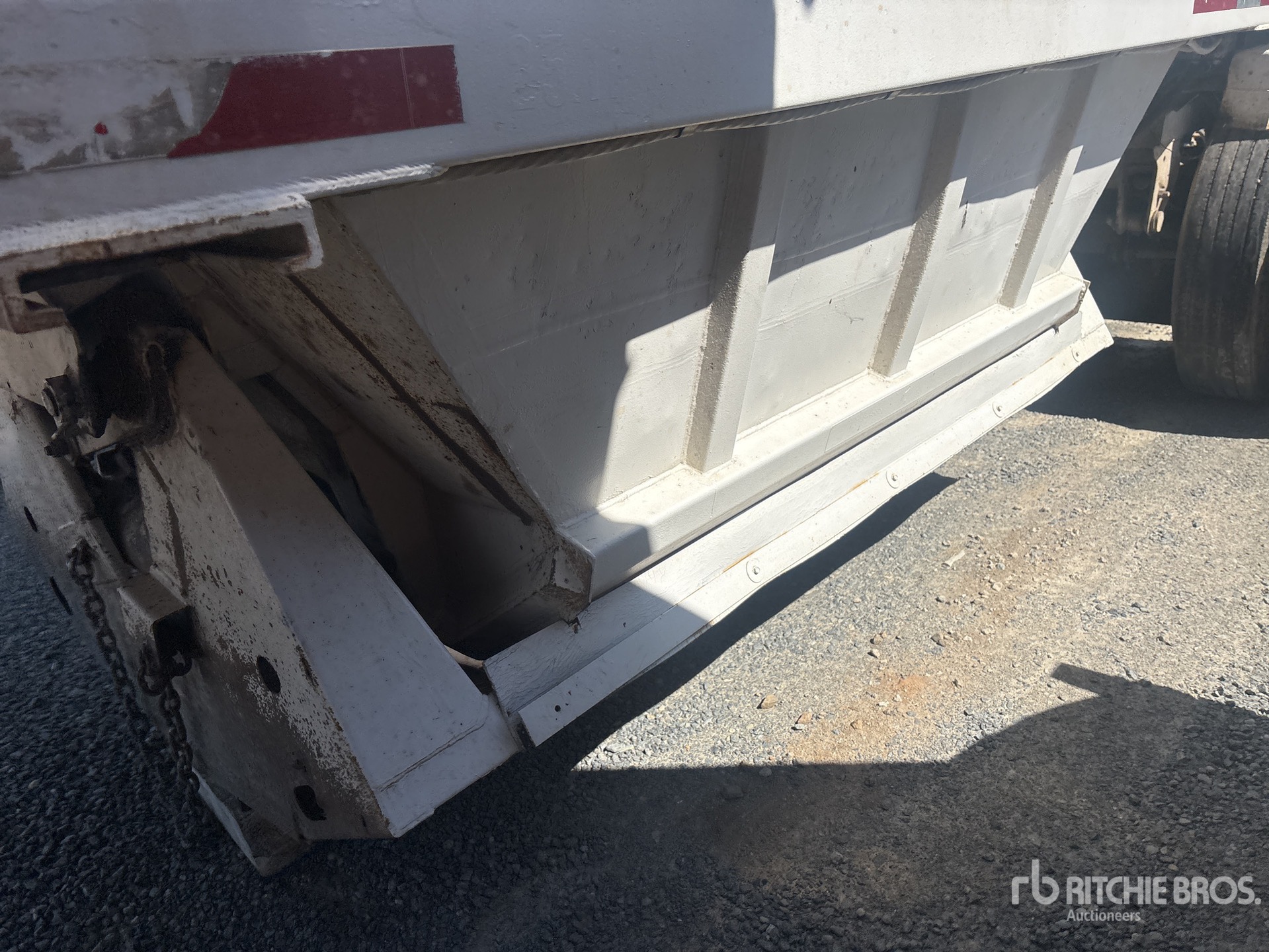1987 Fruehauf 20 ft S/A Lead