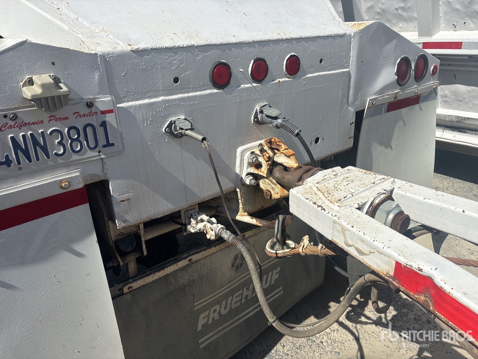1987 Fruehauf 20 ft S/A Lead