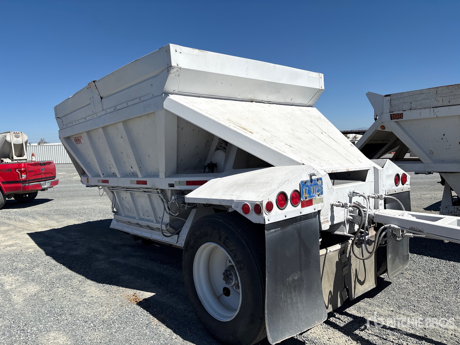 1984 Fruehauf 20 FT S/A LEAD