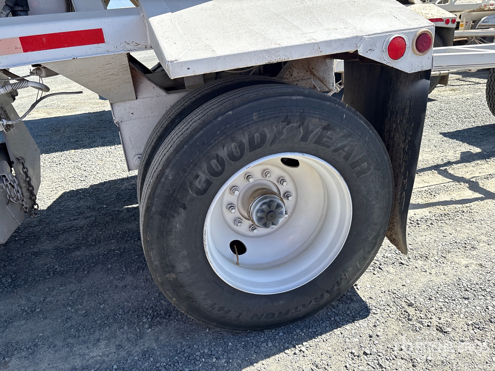 1984 Fruehauf 20 FT S/A LEAD