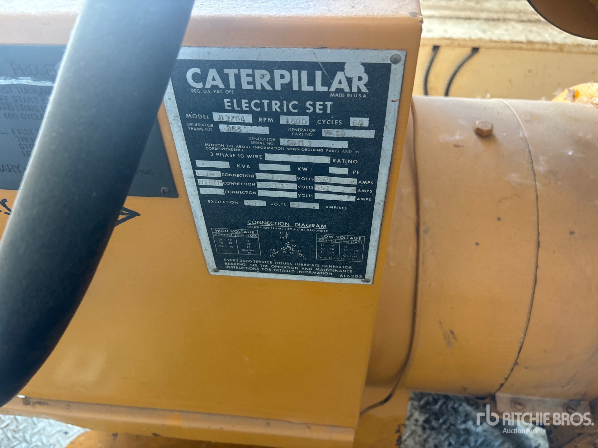 Caterpillar D320A