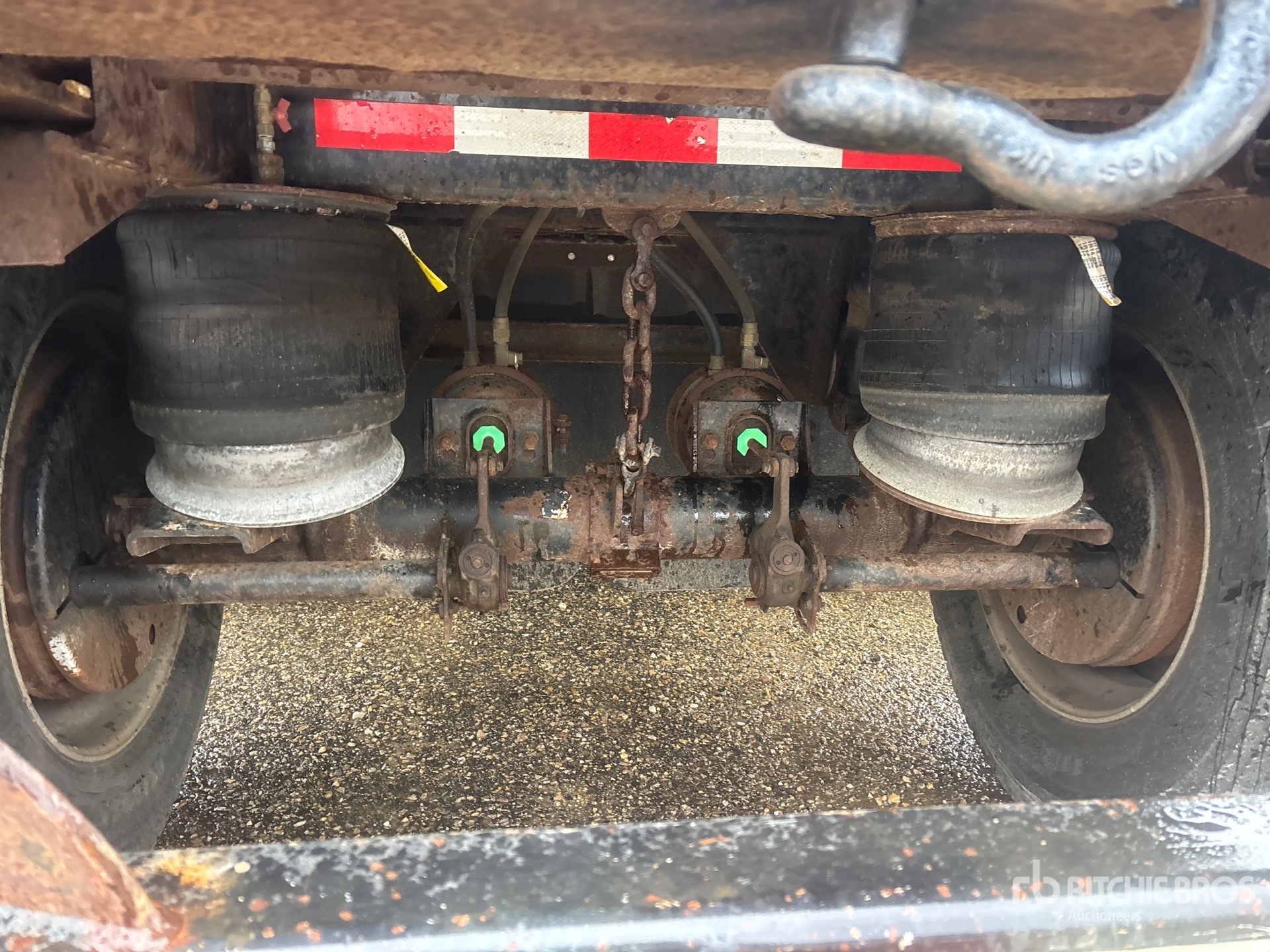 2009 Doepker 42 ft Tri/A Flatbed