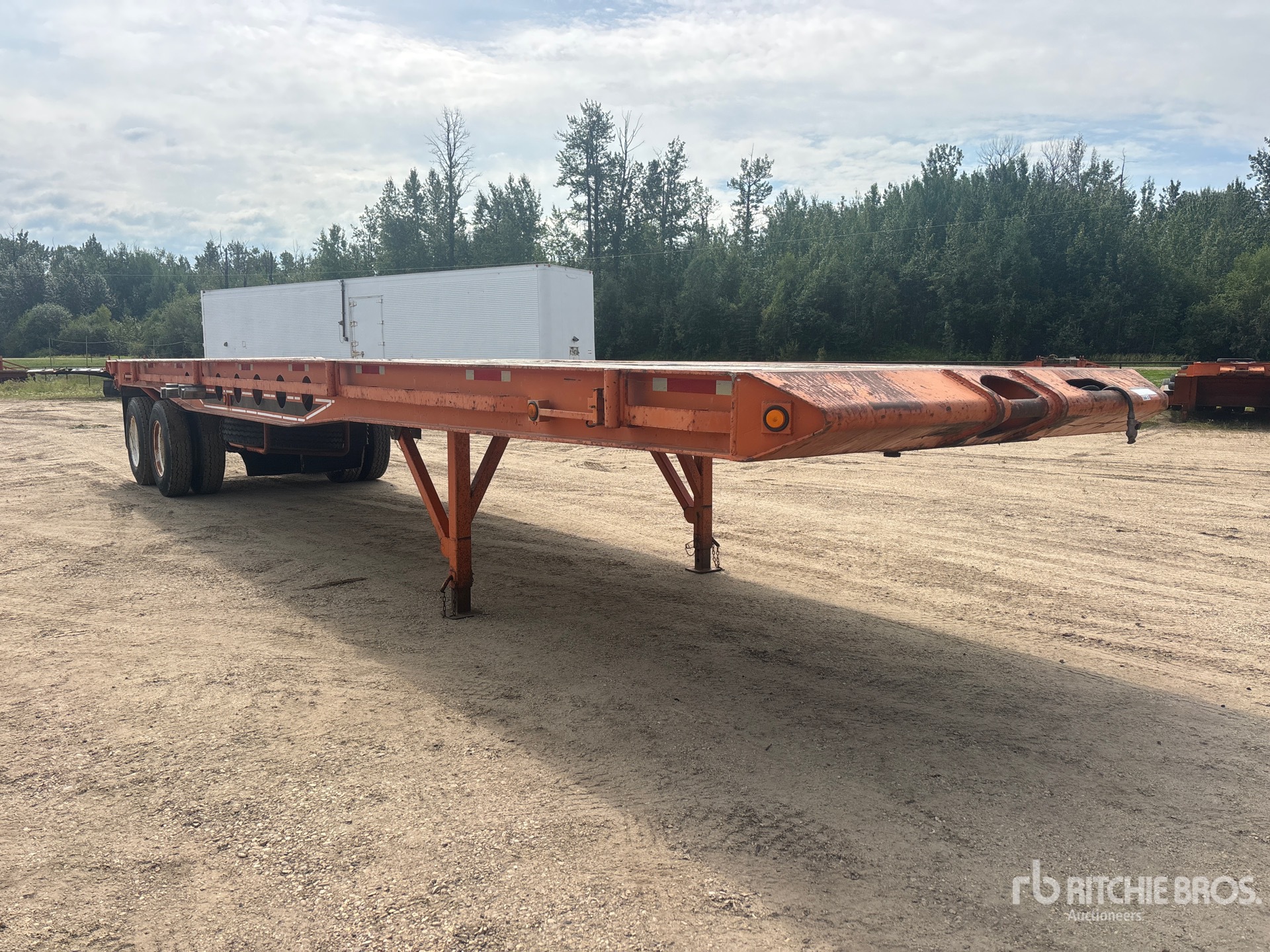 1980 Knight 40 ft T/A Flatbed