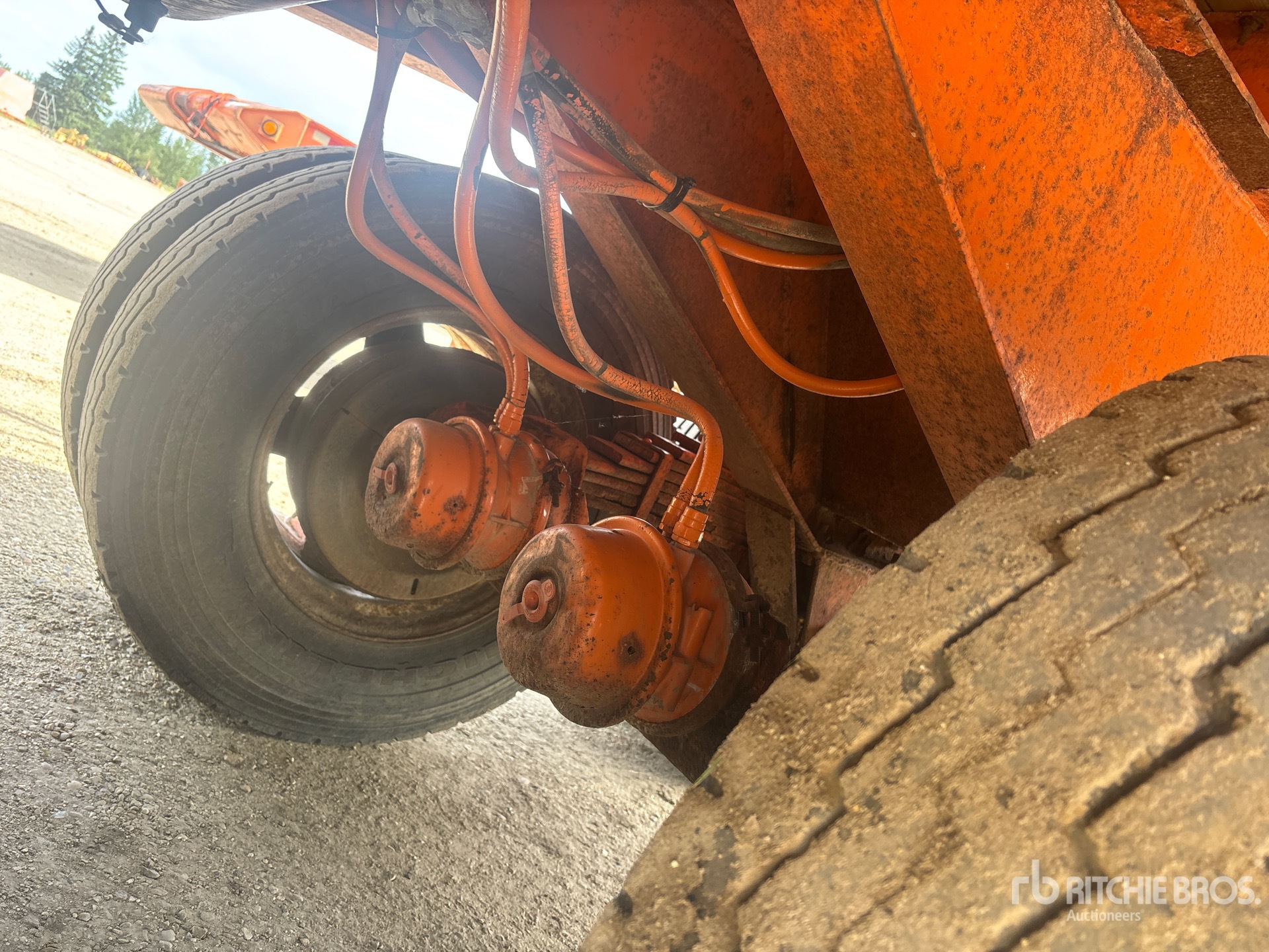 1977 Neils 40 ft T/A Flatbed