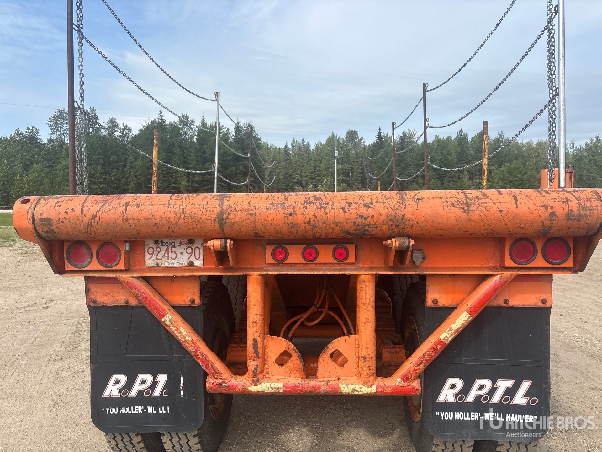 1977 Neils 40 ft T/A Flatbed