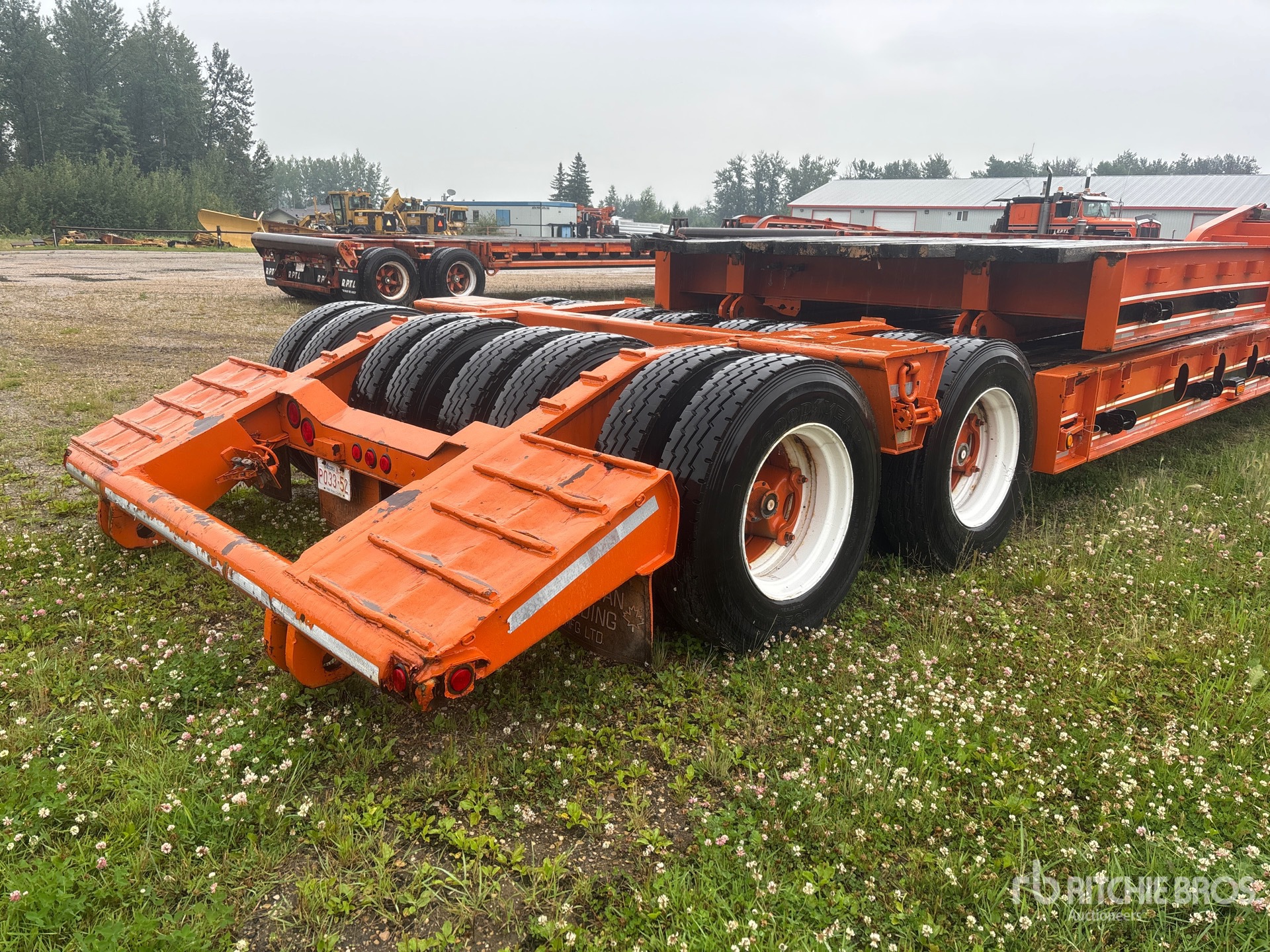 1987 Columbia 16-WHEEL REMOVABLE GOOSENECK