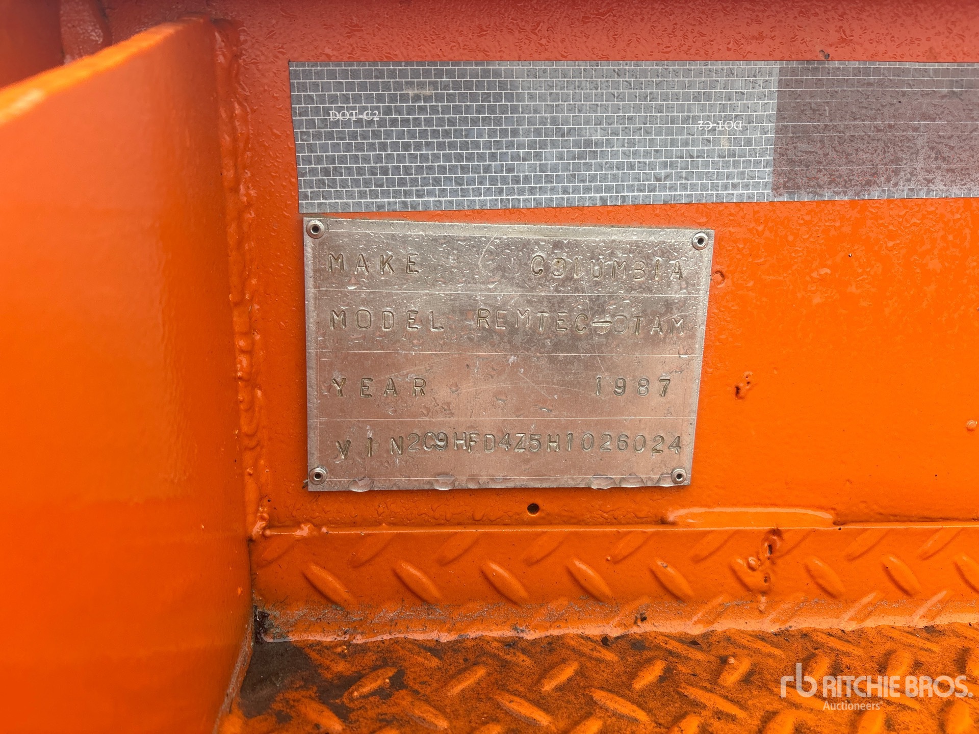 1987 Columbia 16-WHEEL REMOVABLE GOOSENECK