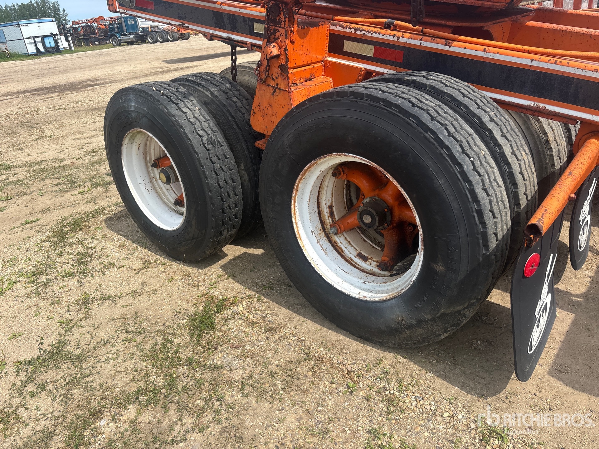 1995 Peerless 16-Wheel Derrick