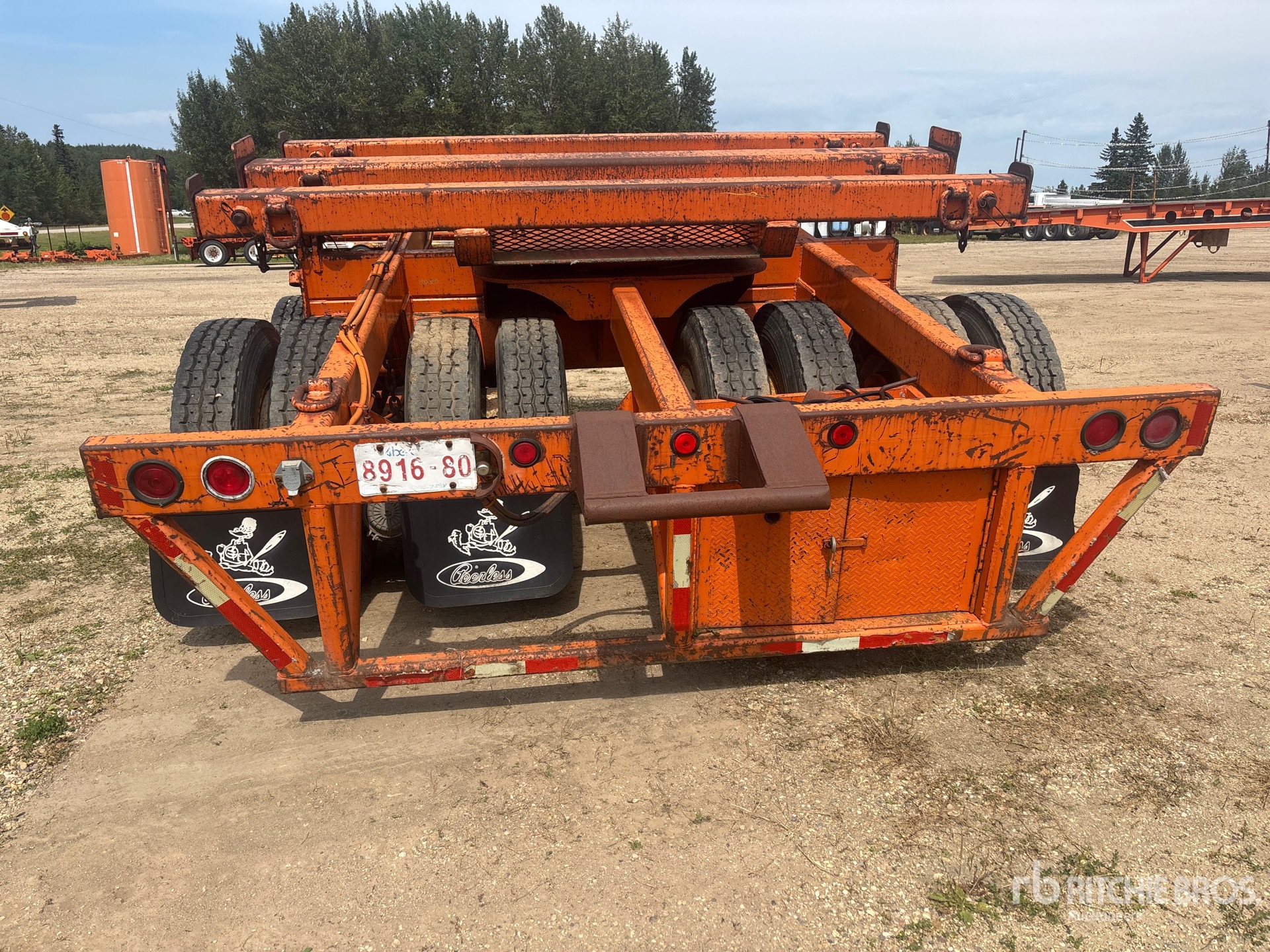1995 Peerless 16-Wheel Derrick