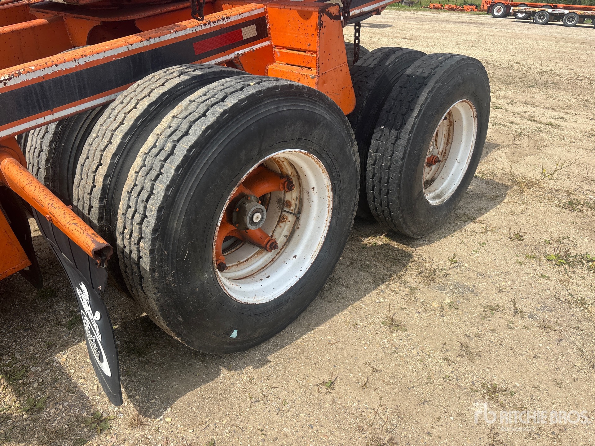 1995 Peerless 16-Wheel Derrick