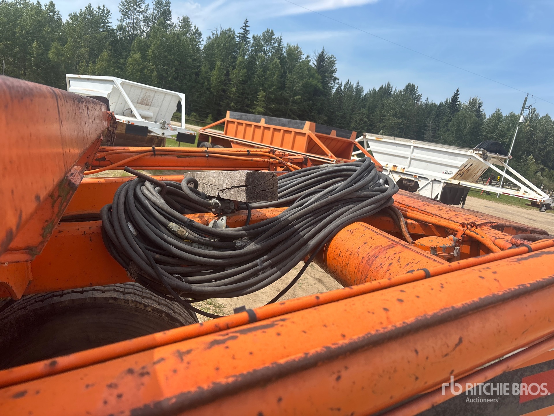 1995 Peerless 16-Wheel Derrick