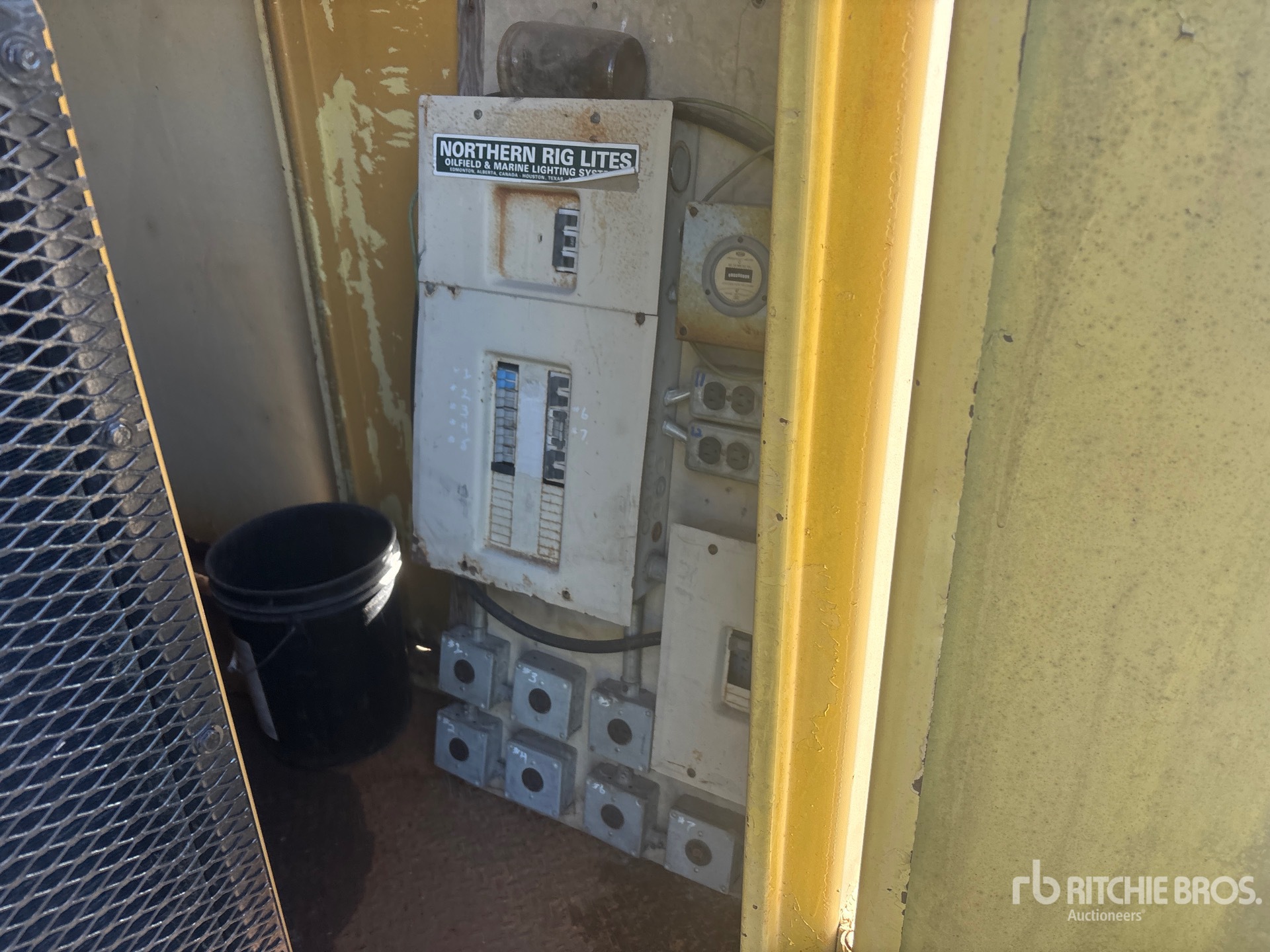 Caterpillar 100 KW SKID-MOUNTED