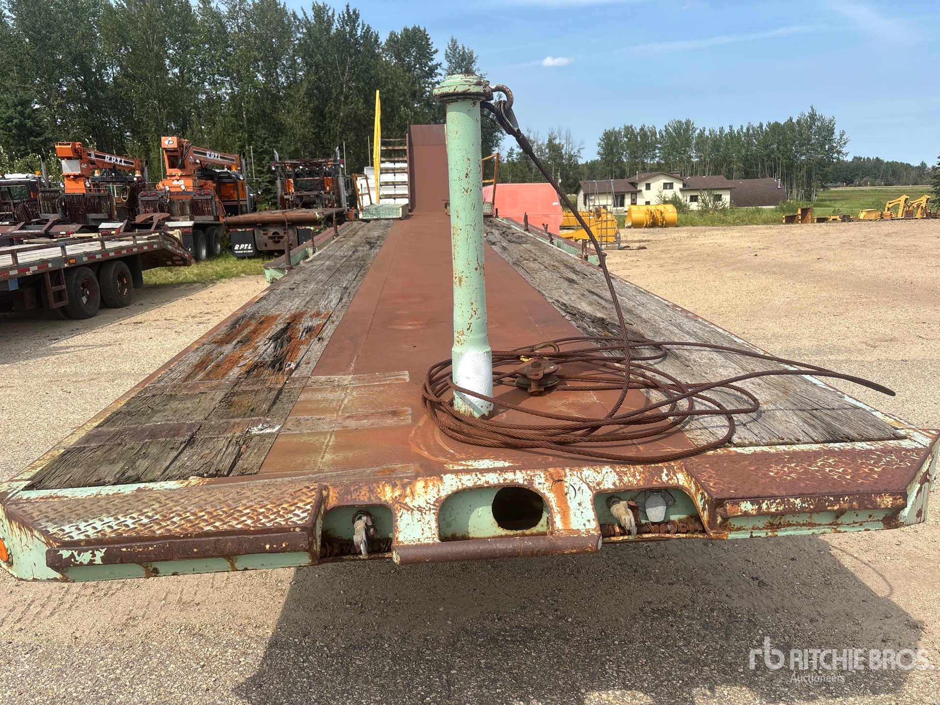 Great Dane T/A HYDRAULIC CATWALK TRAILER