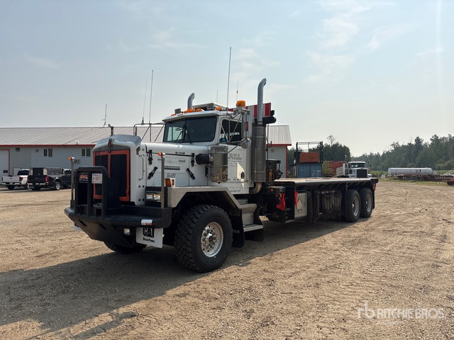 2005 Kenworth C500b 6x4 Bed Truck