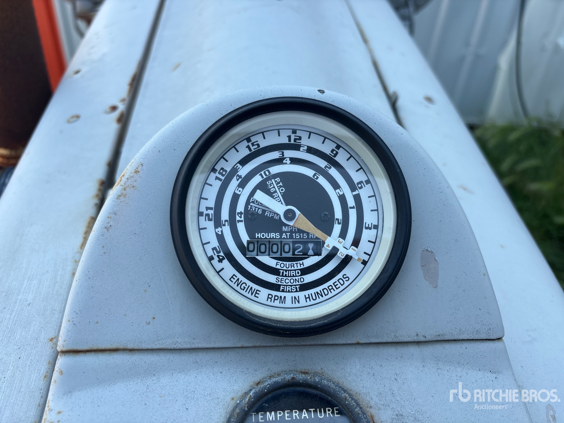 General Appearance with Hour Meter / Odometer