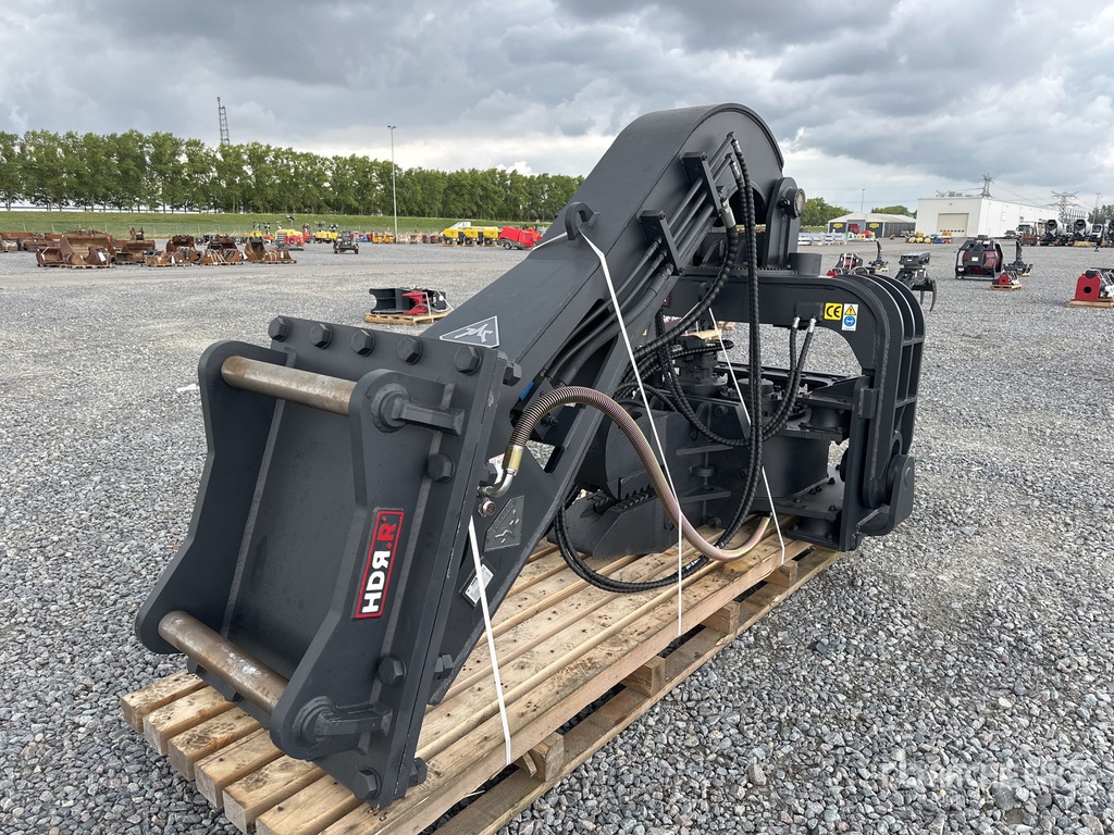 General Appearance with Foto, angolo anteriore sinistro