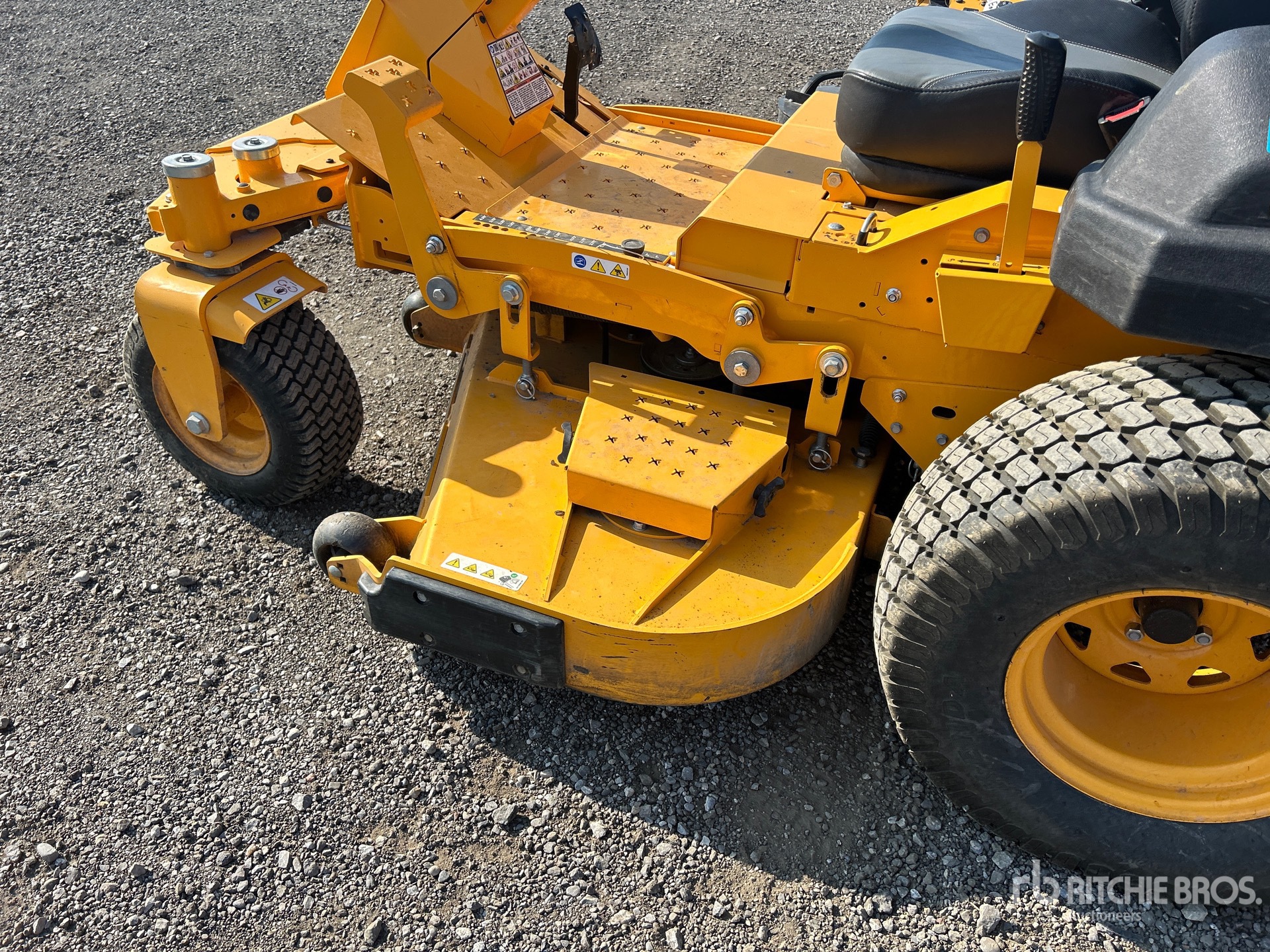 2025 Cub Cadet PRO 2900
