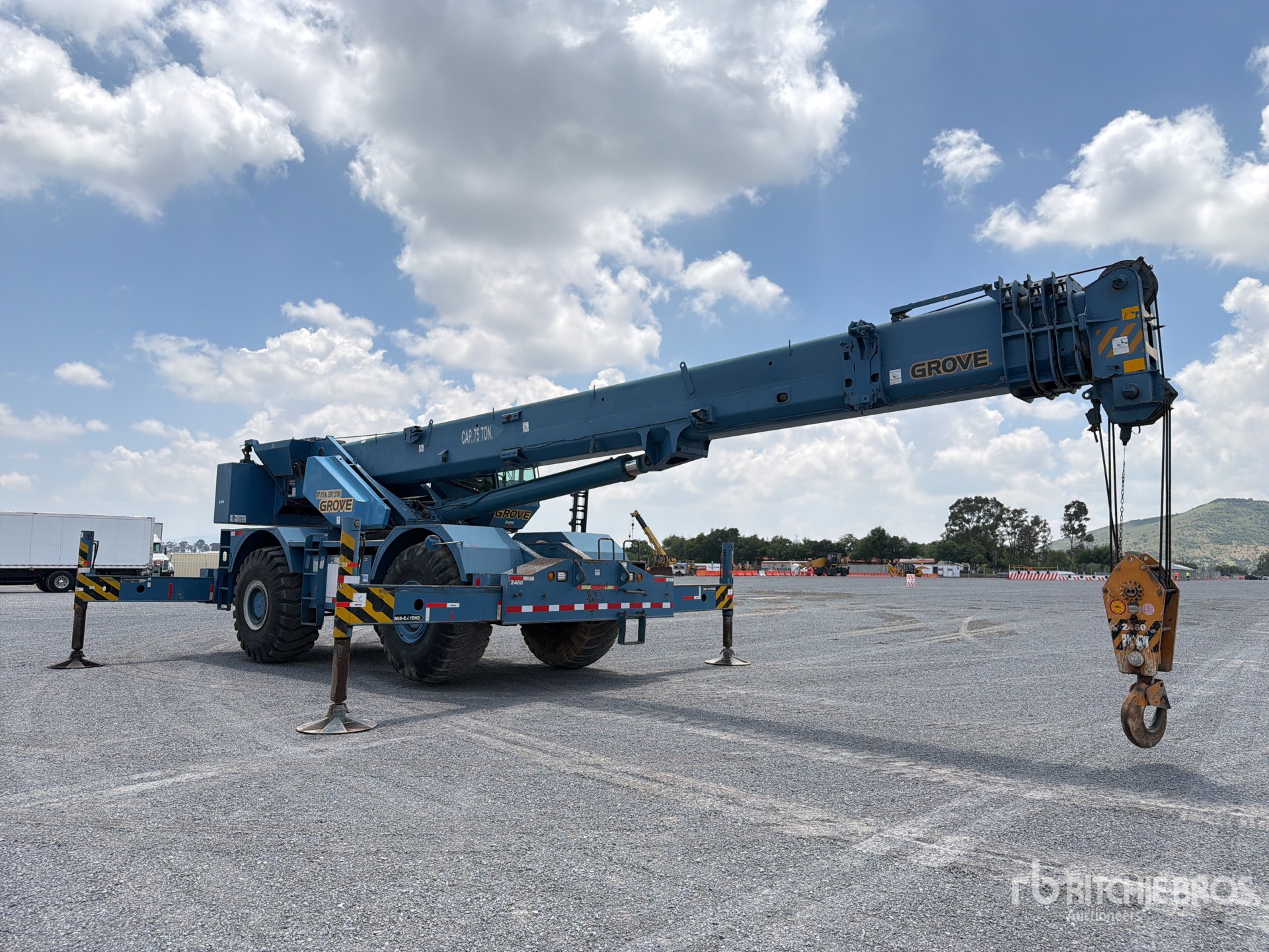 2007 Grove RT875E