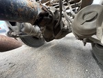 4 Underbody - Truck with