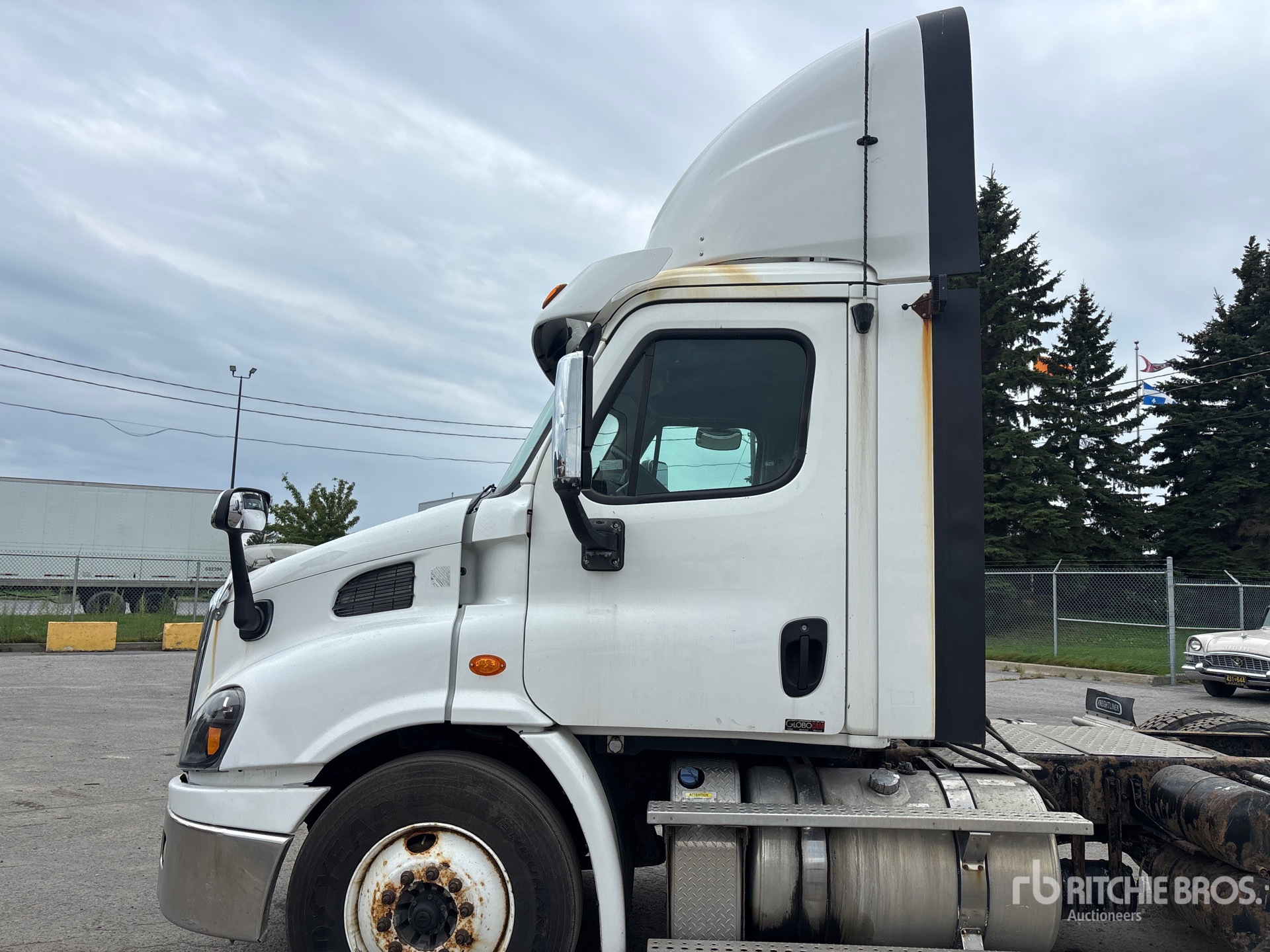 2018 Freightliner CASCADIA 113