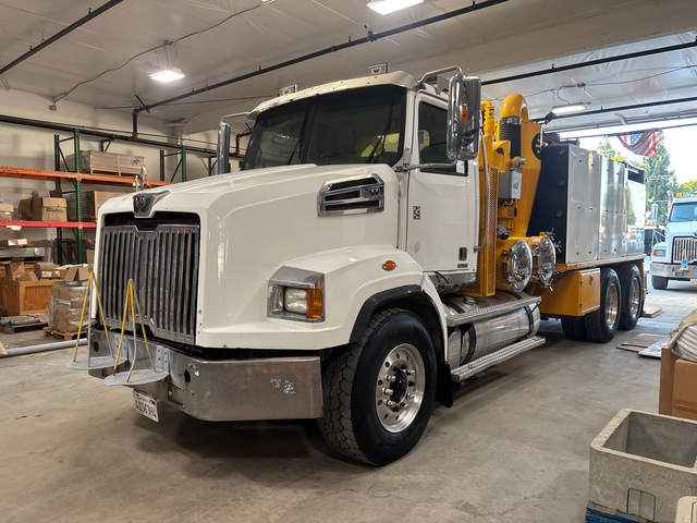 2018 Western Star 4700SB 6x4 Vacuum Excavator Truck 2018 Western Star 4700SB 6x4 Vacuum Excavator Truck