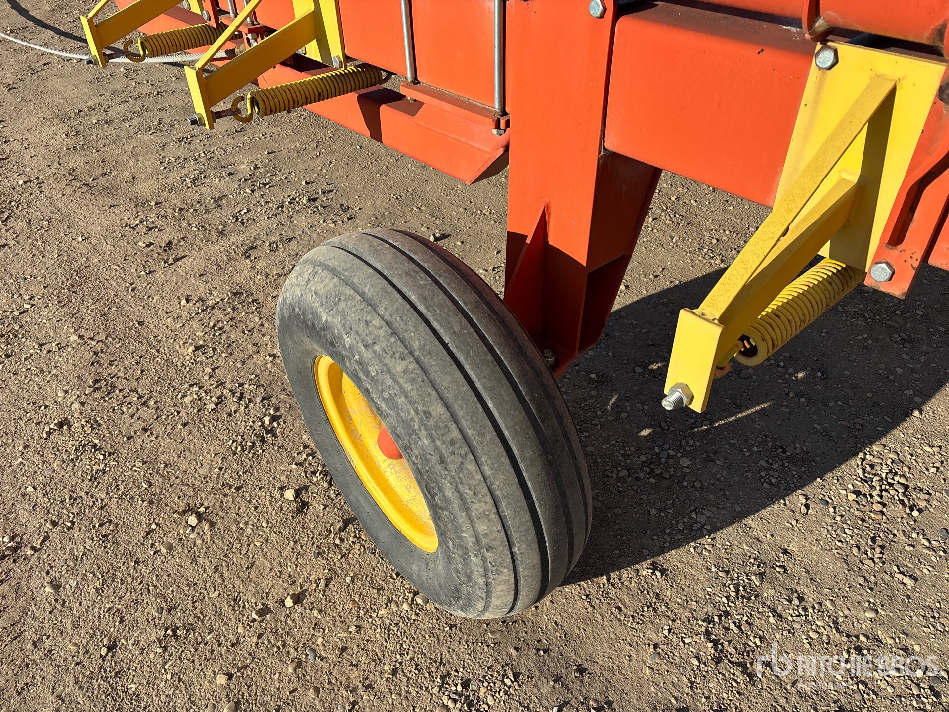 2001 Bourgault 7200