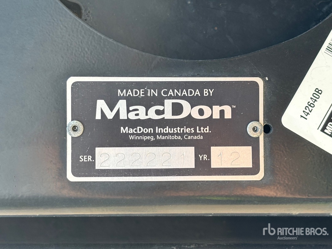 2012 Macdon FD70