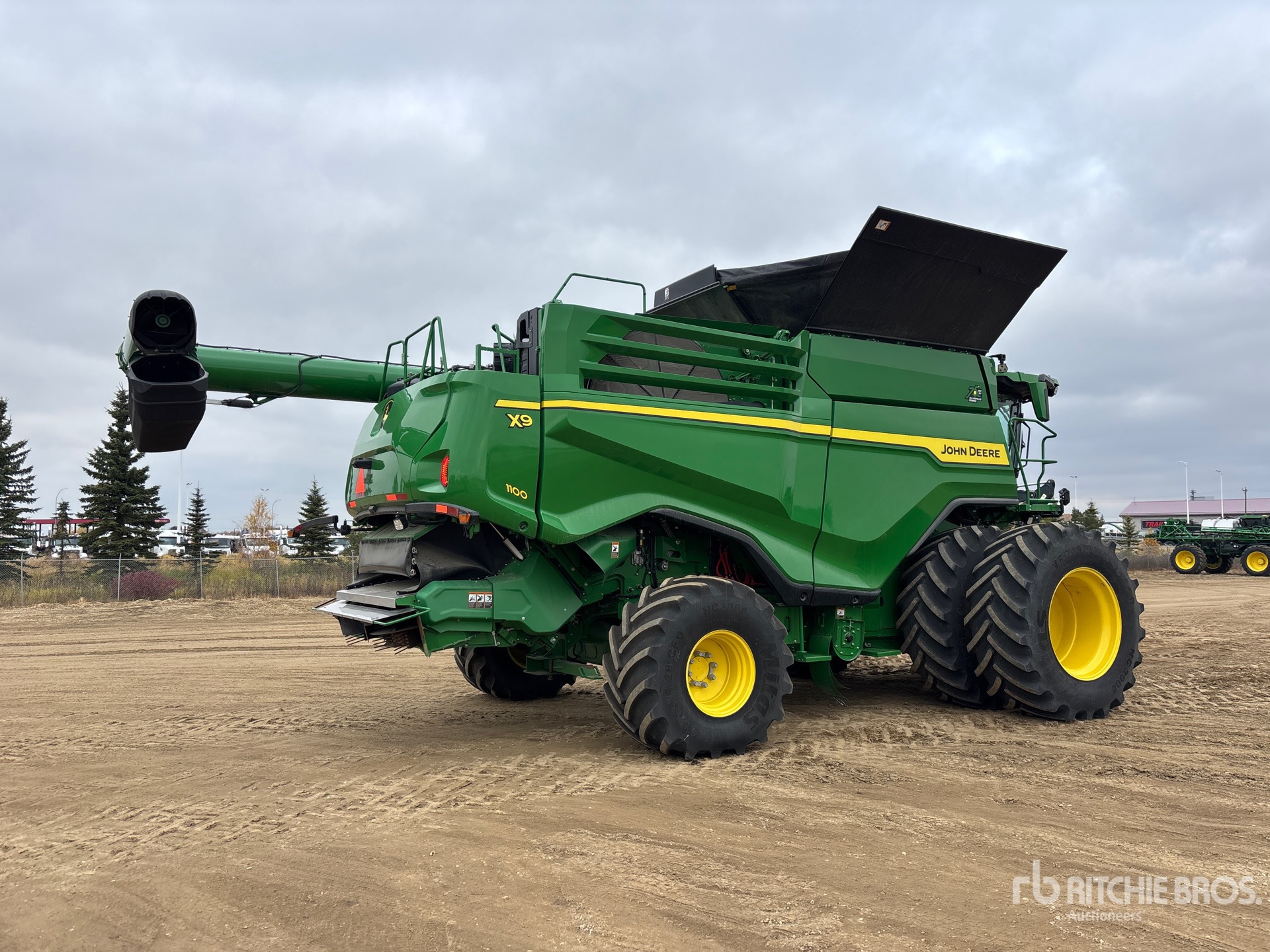2022 John Deere X9 1100 SIGNATU