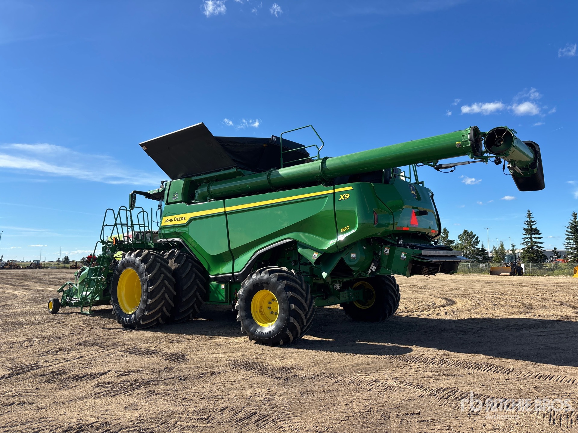 2022 John Deere X9 1100