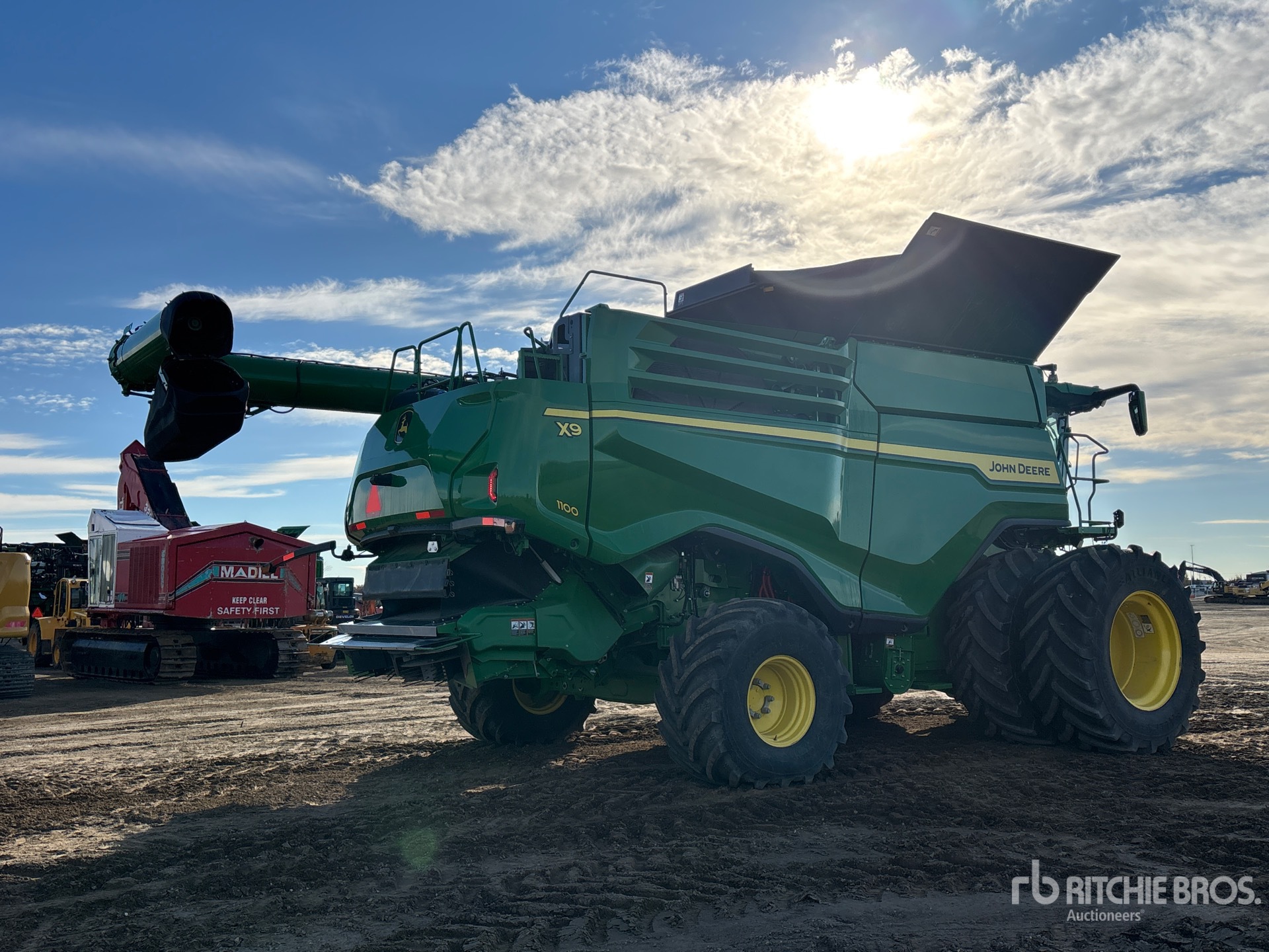 2023 John Deere X9 1000 SIGNATU