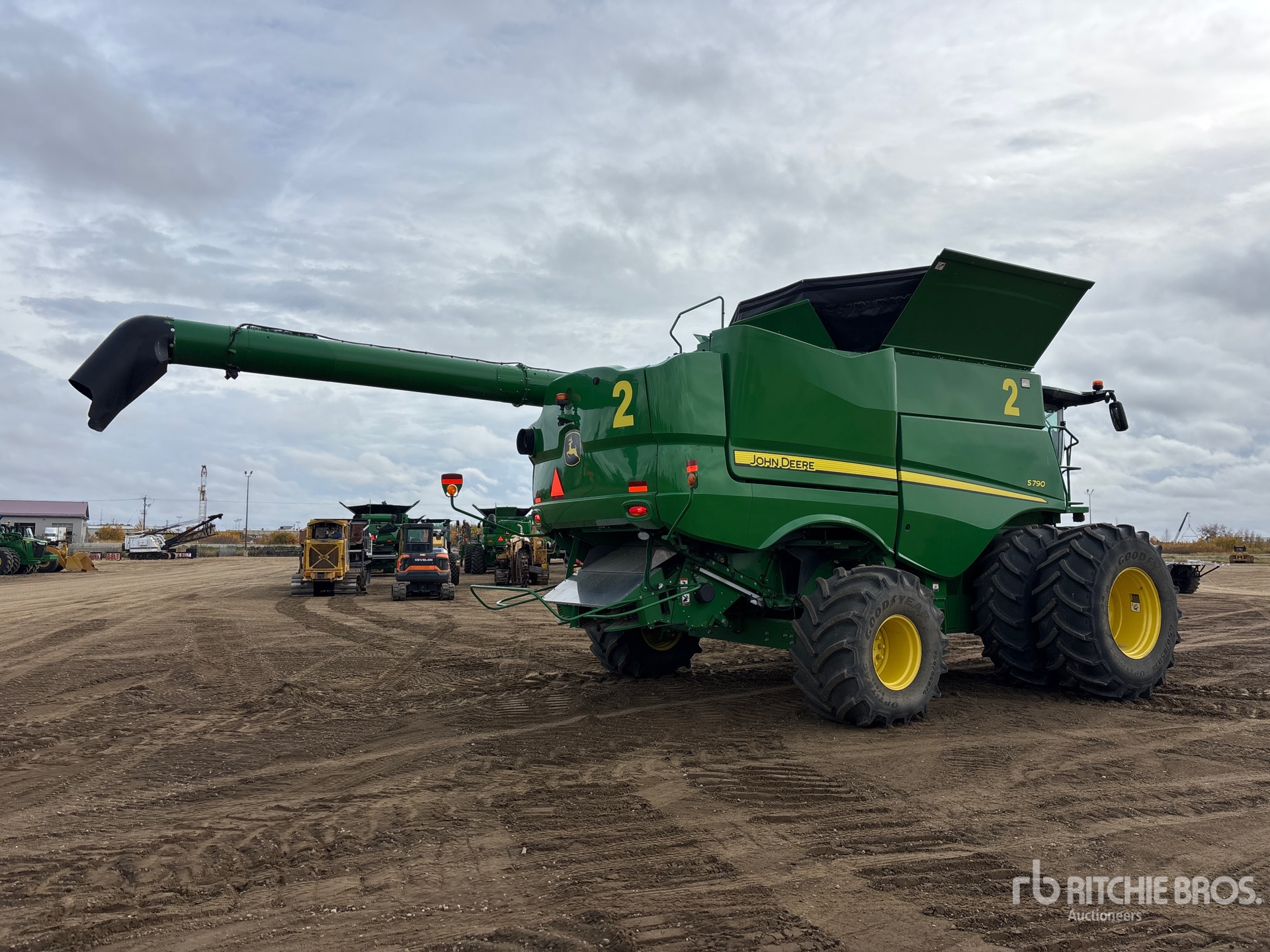 2019 John Deere S790