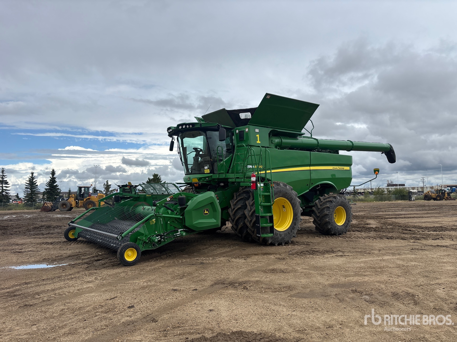 2022 John Deere S780