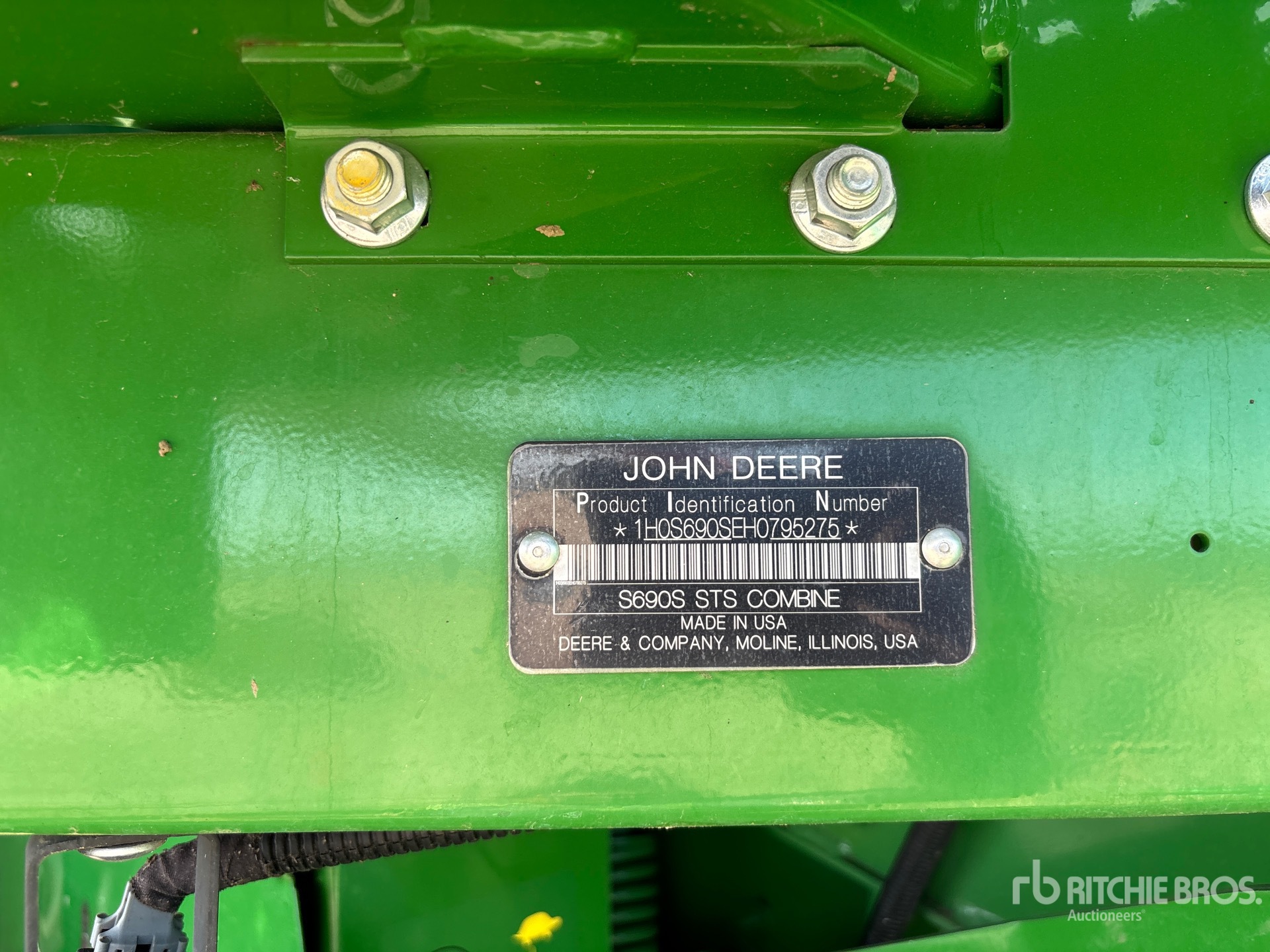 2017 John Deere S690