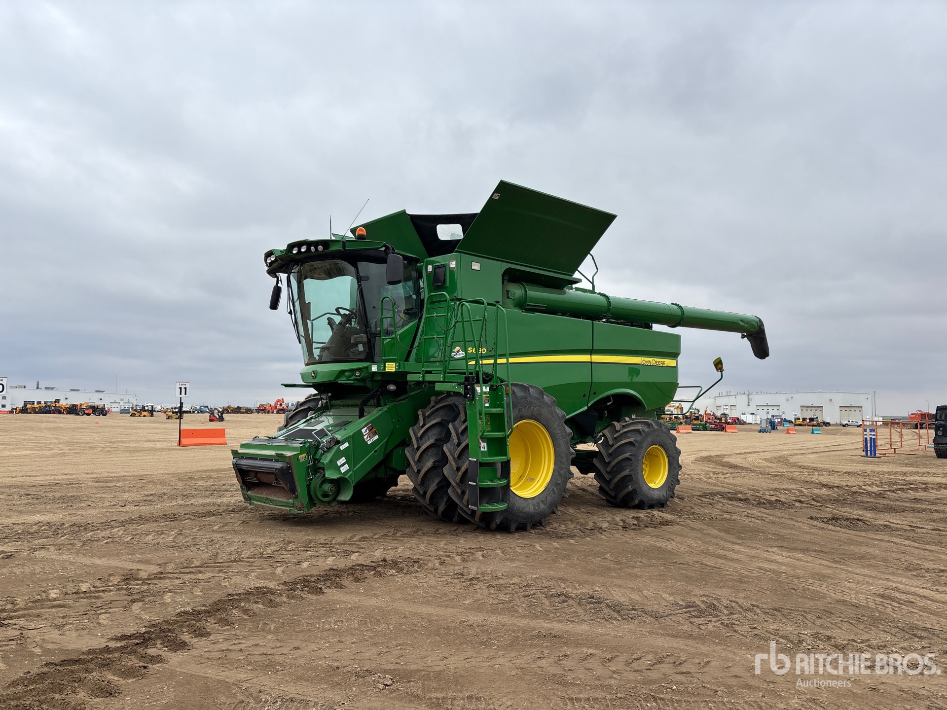 2017 John Deere S680