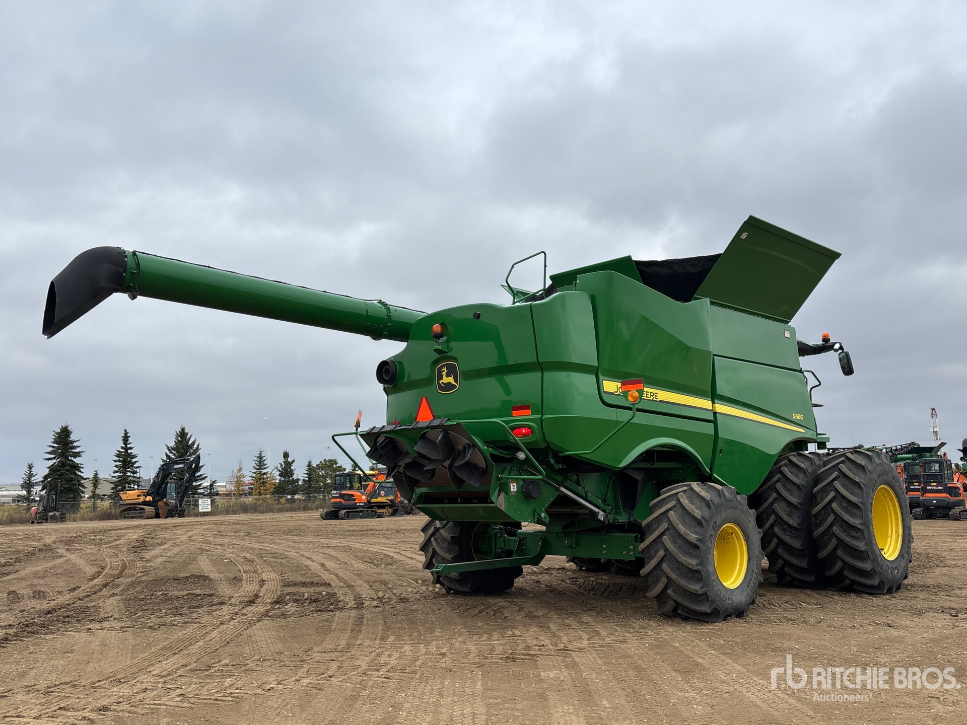 2017 John Deere S680