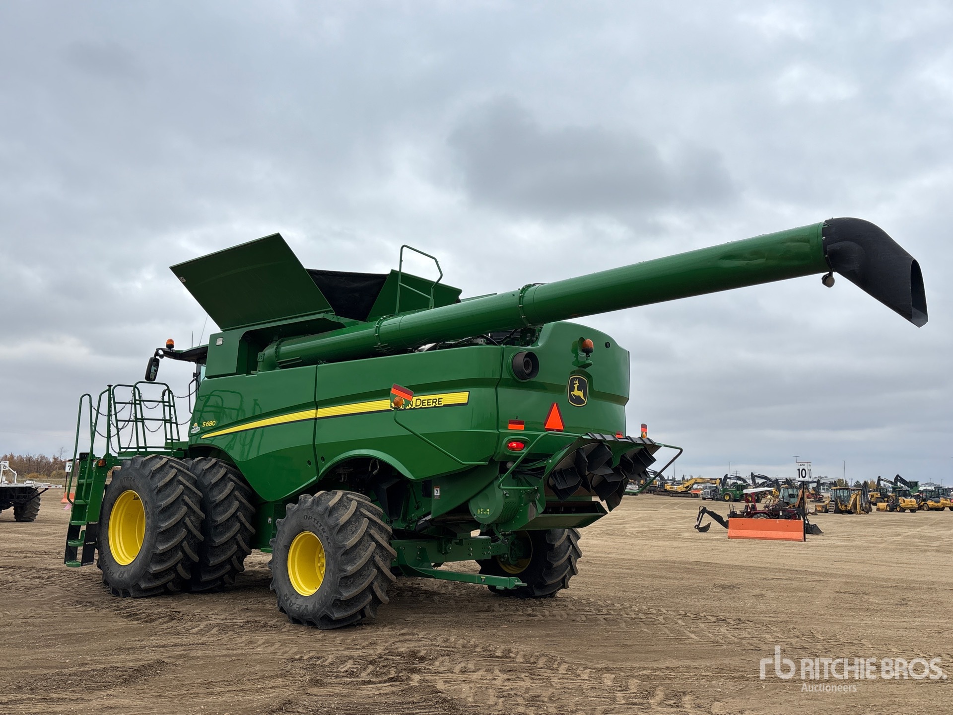 2017 John Deere S680