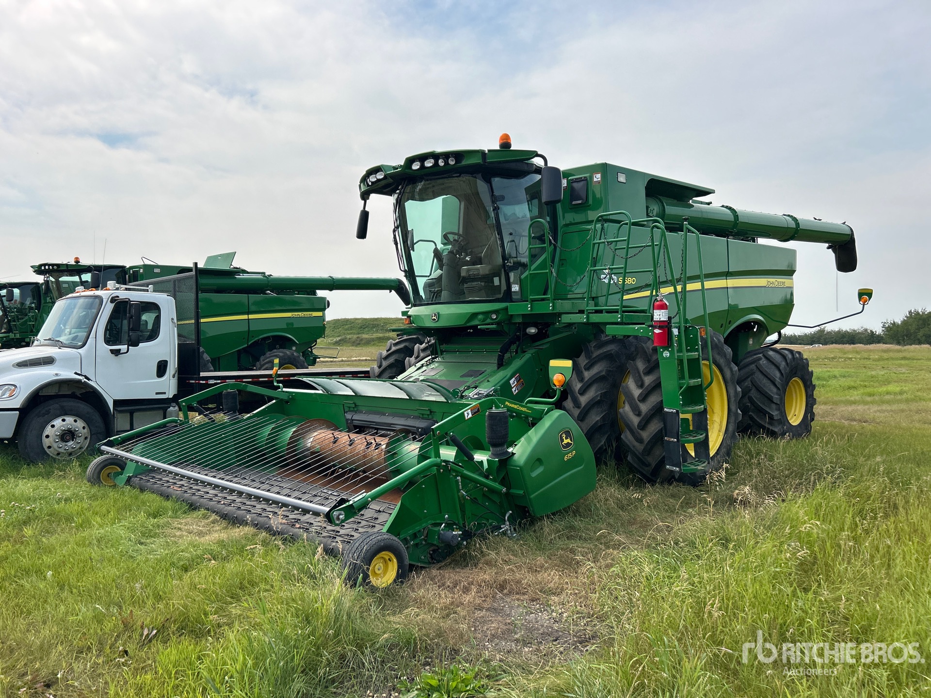 2015 John Deere S680