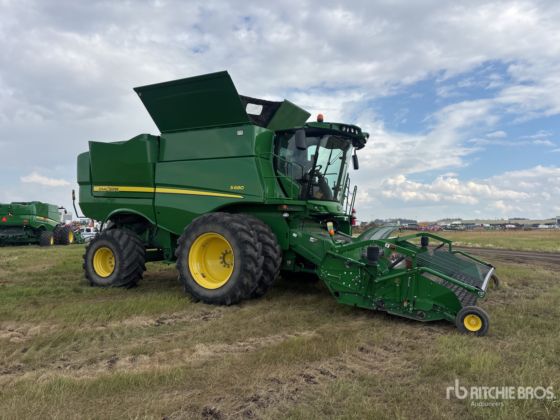 2015 John Deere S680