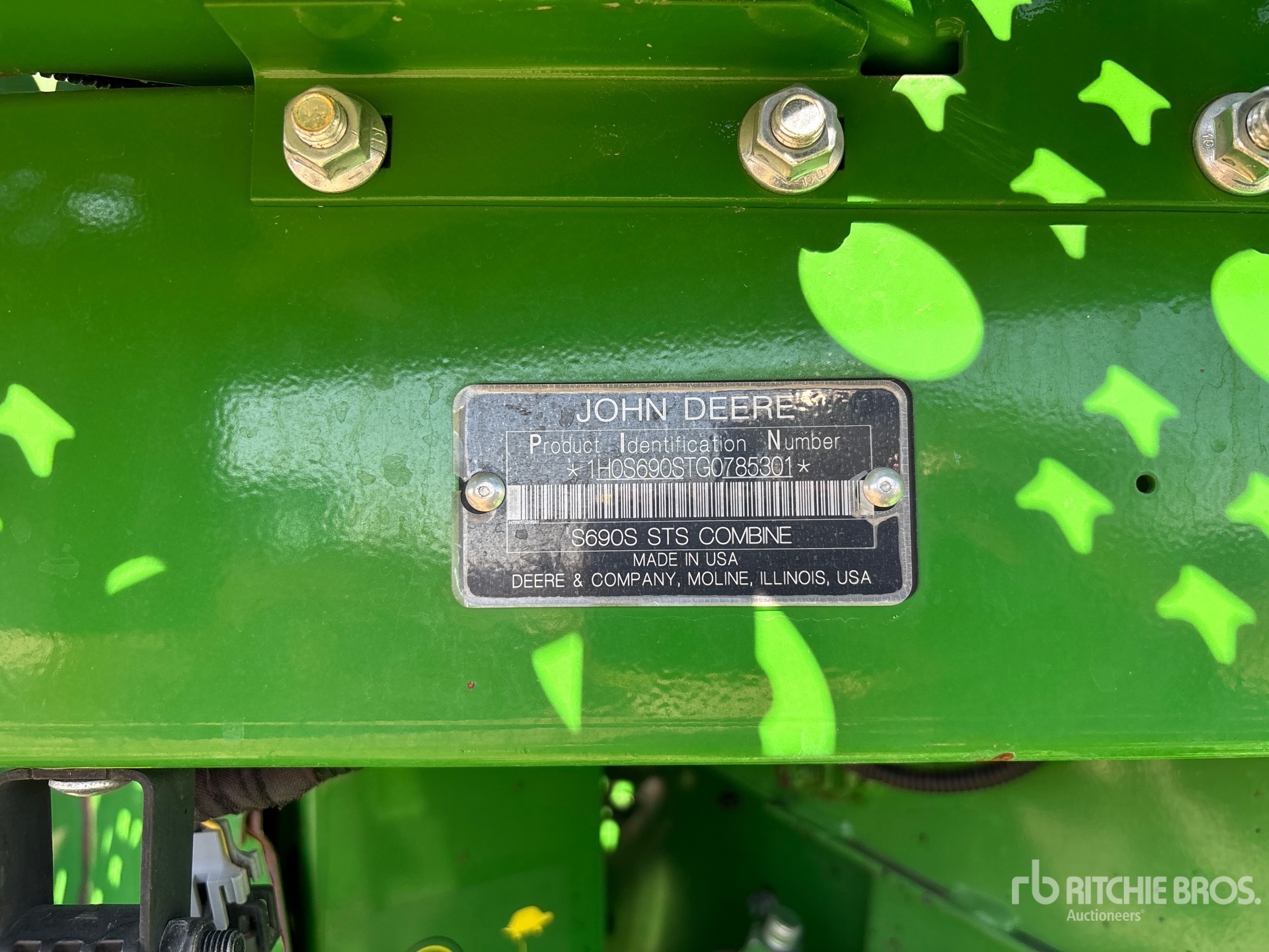 2016 John Deere S690