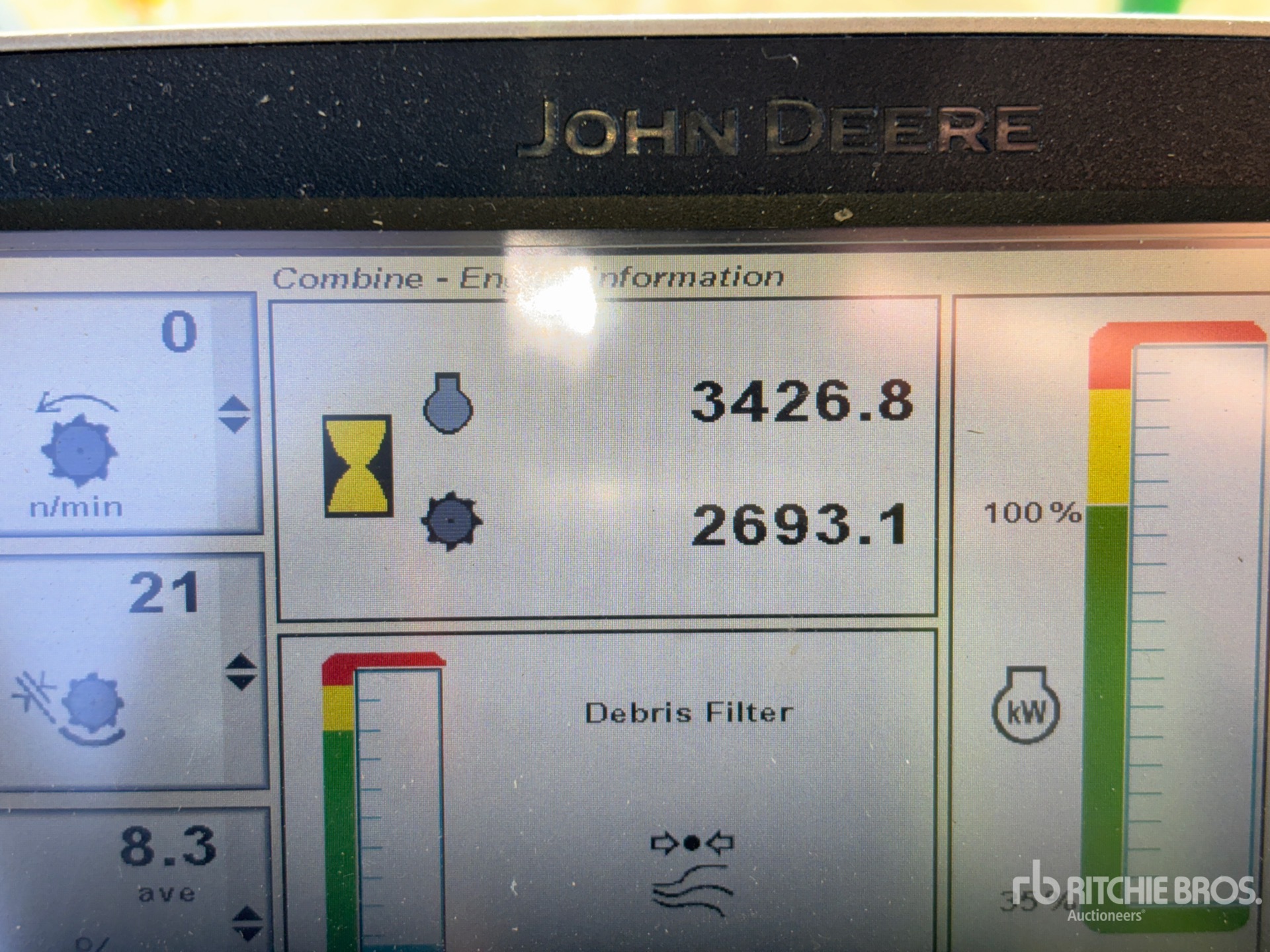 2016 John Deere S690