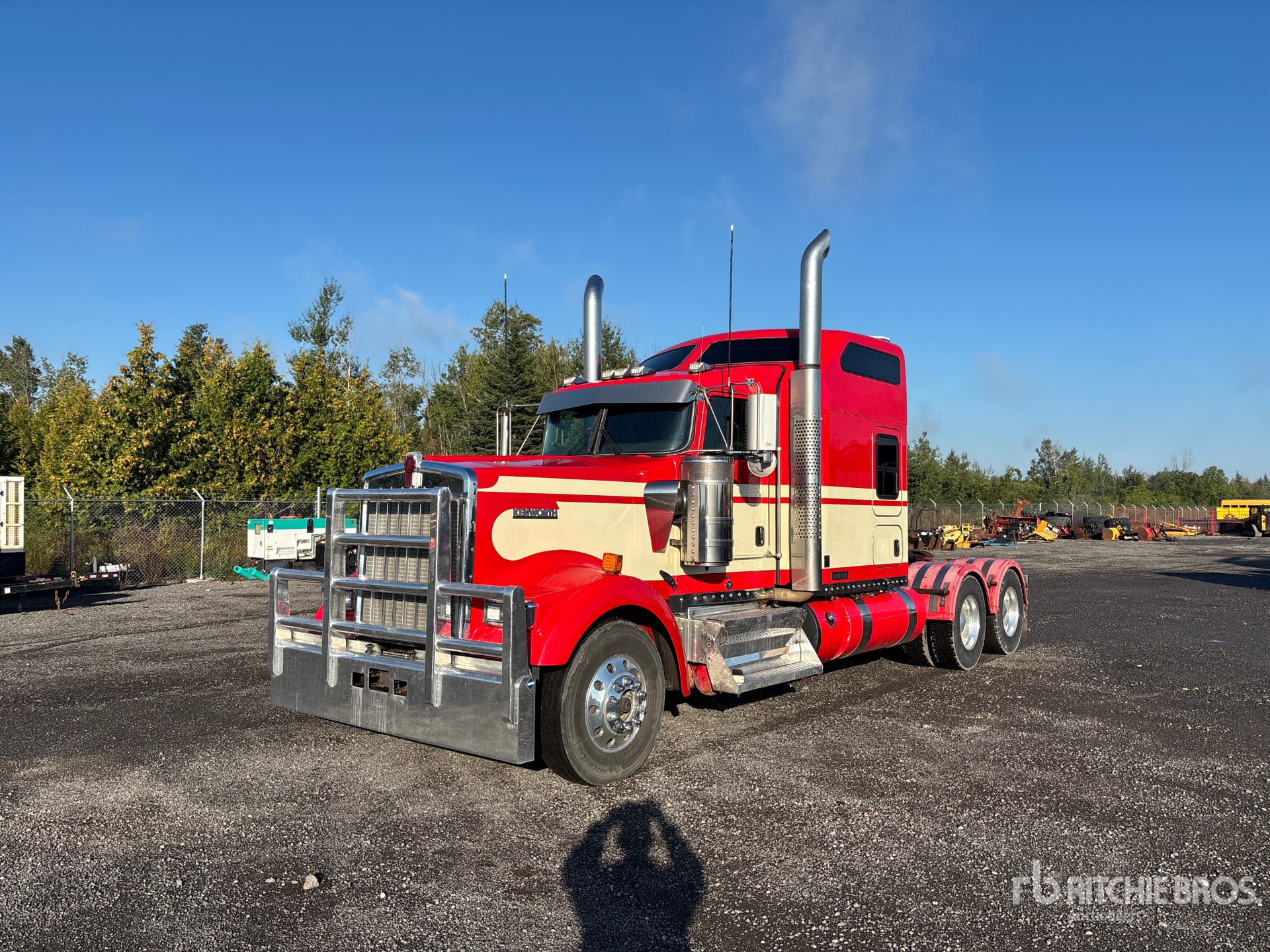 Photo of 2021 Kenworth W900