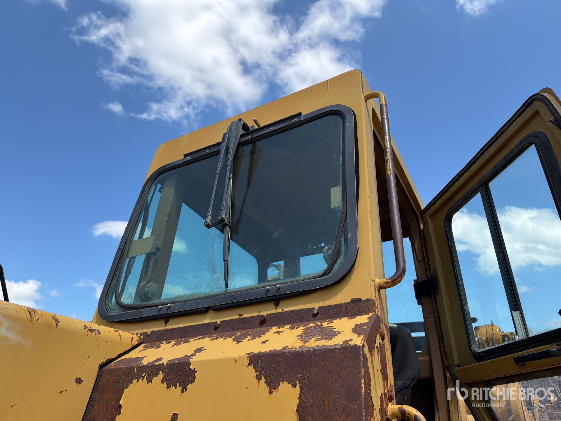 1997 Caterpillar 615C Series II