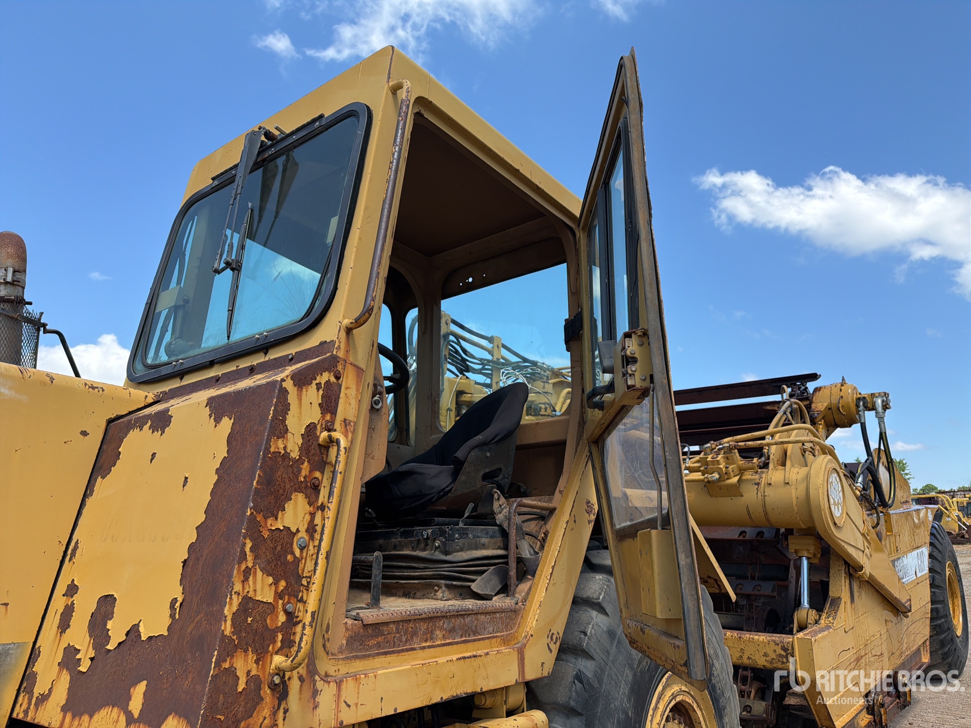 1997 Caterpillar 615C Series II